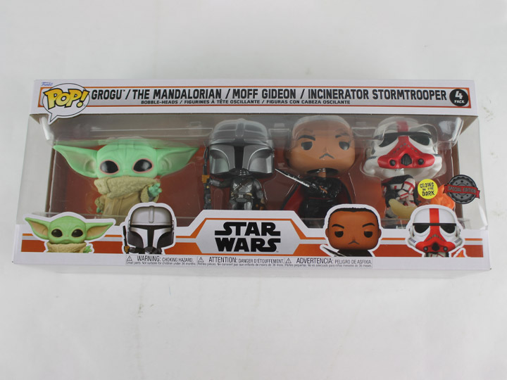 Pop! Star Wars: The Mandalorian Exclusive Four-Pack (Glow-in-the-Dark) Gallery Image 1