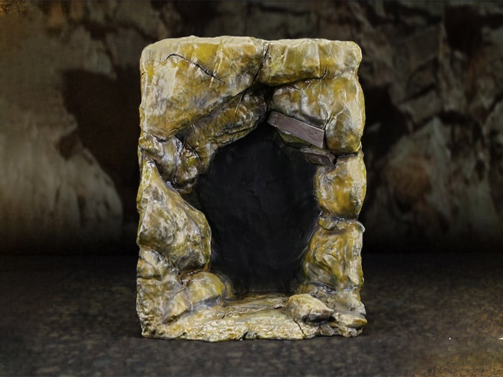 Cave Mouth Base Station 1/6 Scale Diorama Gallery Image 1