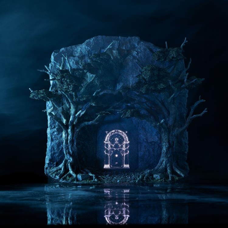 The Lord of the Rings Doors of Durin Statue Gallery Image 3