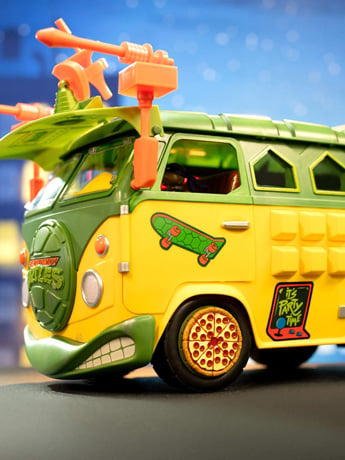 Teenage Mutant Ninja Turtles ULTIMATES! Party Wagon Gallery Image 2