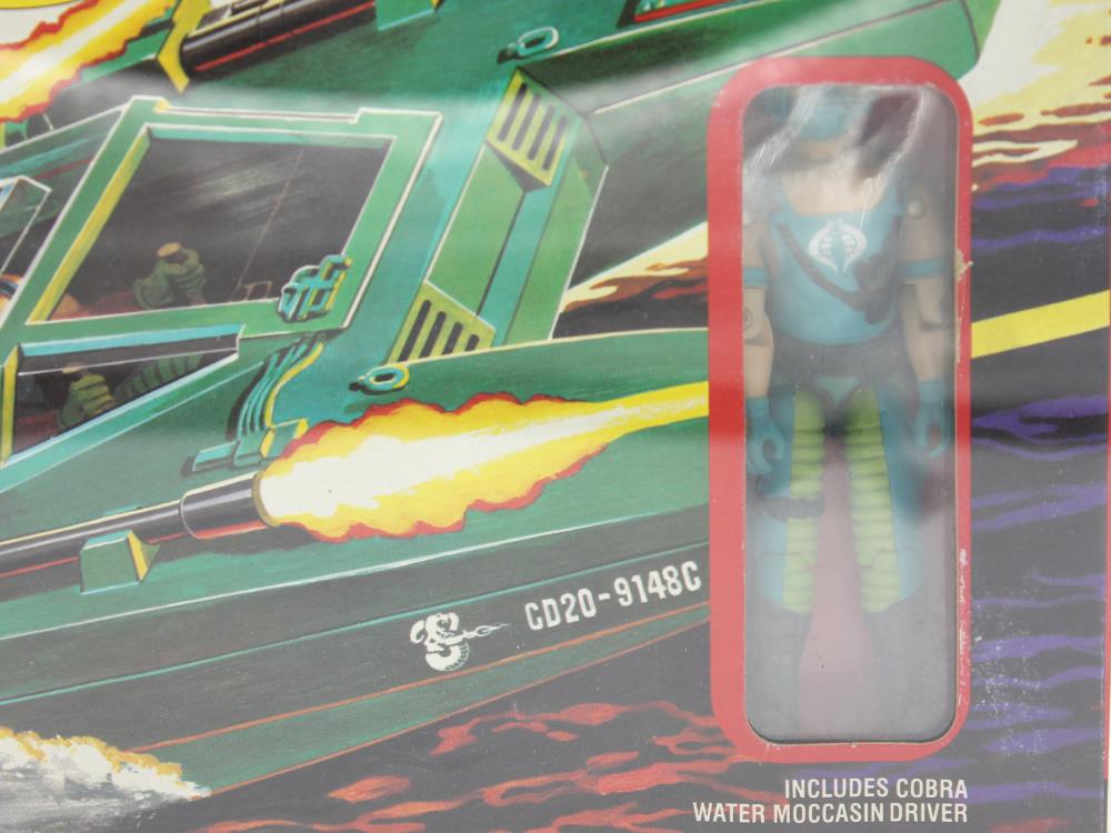 G.I. Joe: A Real American Hero 1984 Cobra Water Moccasin (Blue Gloves) (CAS Grade 75+) Gallery Image 5