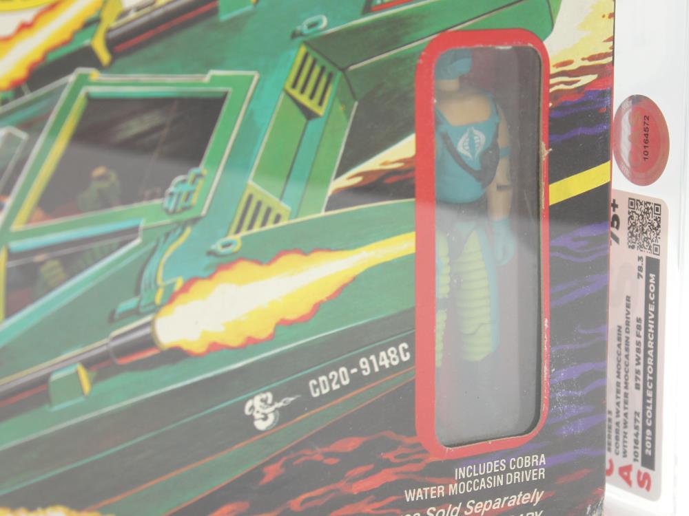 G.I. Joe: A Real American Hero 1984 Cobra Water Moccasin (Blue Gloves) (CAS Grade 75+) Gallery Image 6