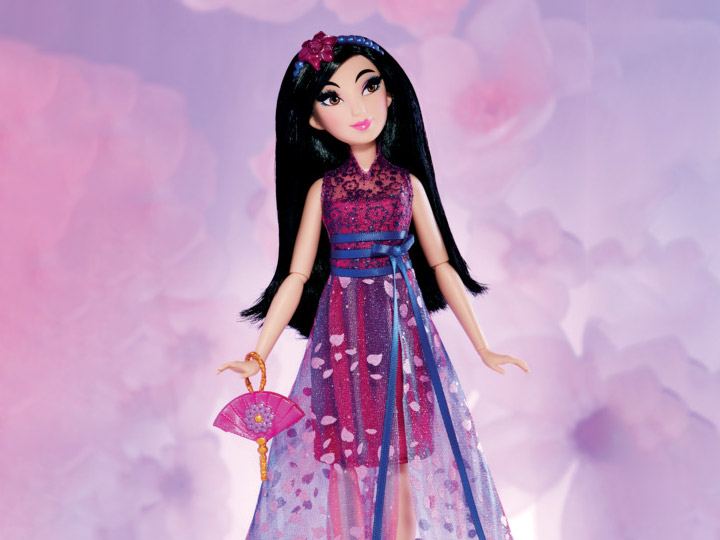 Disney Princess Style Series Mulan Fashion Doll Gallery Image 1