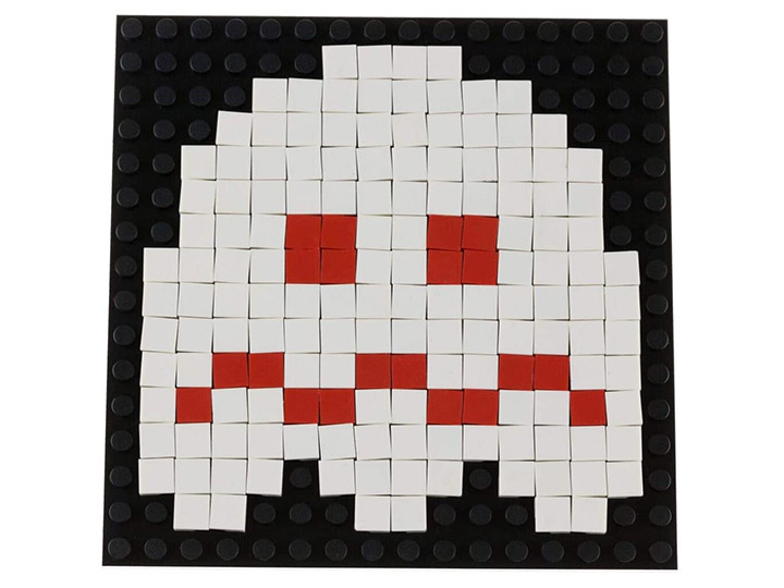Pac-Man 1X1 Pixel Building Bricks Turn-To-White Gallery Image 1