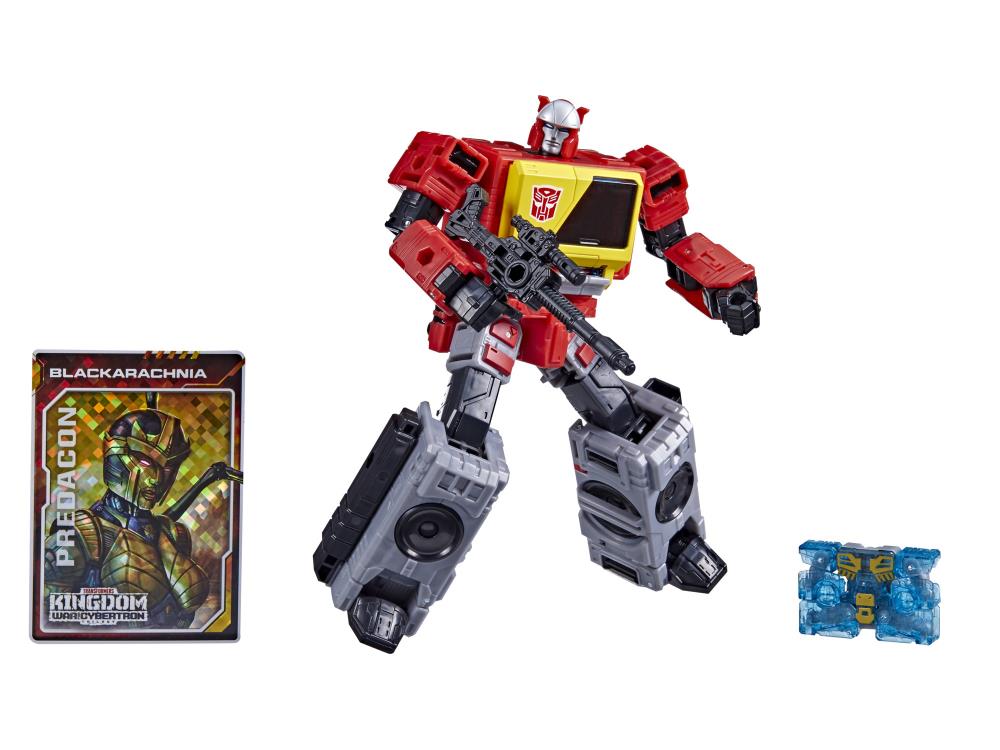 Transformers War for Cybertron: Kingdom Voyager Blaster Gallery Image 3