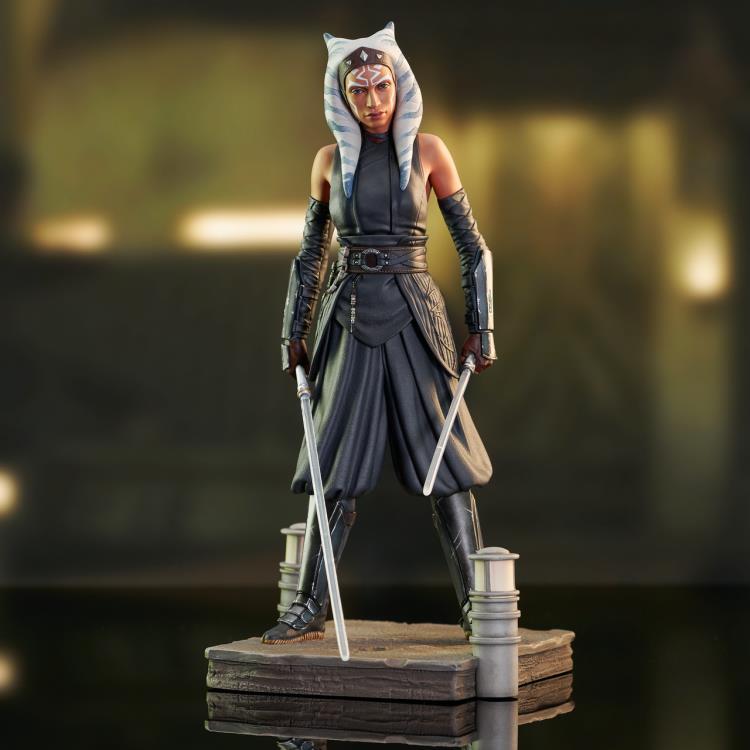 The Mandalorian Premier Collection Ahsoka Tano (Season 2) 1/7 Scale Limited Edition Statue Gallery Image 3
