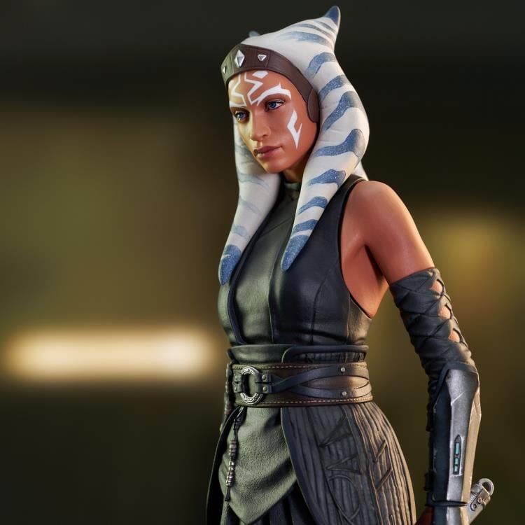 The Mandalorian Premier Collection Ahsoka Tano (Season 2) 1/7 Scale Limited Edition Statue Gallery Image 10