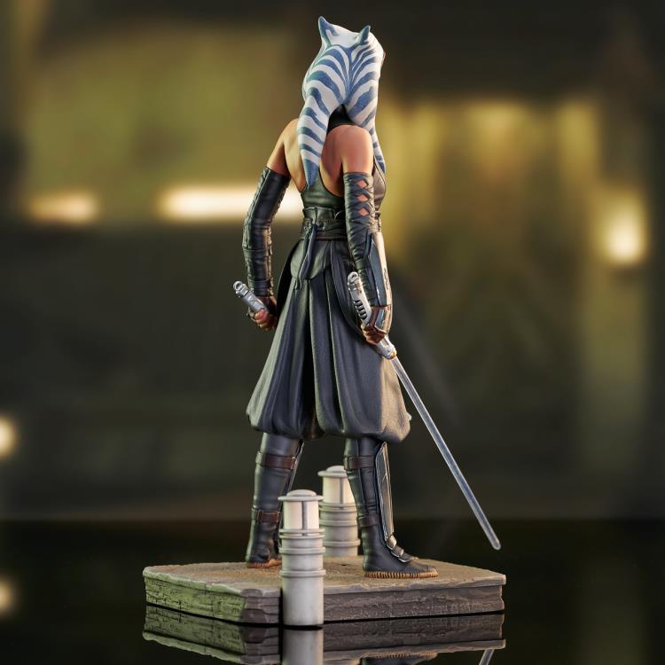 The Mandalorian Premier Collection Ahsoka Tano (Season 2) 1/7 Scale Limited Edition Statue Gallery Image 6