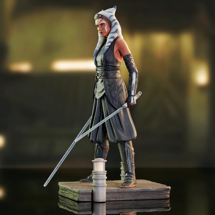 The Mandalorian Premier Collection Ahsoka Tano (Season 2) 1/7 Scale Limited Edition Statue Gallery Image 4