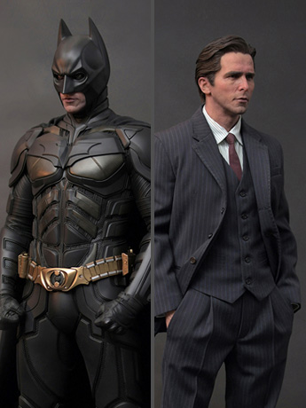 The Dark Knight Rises Hyperreal Batman (Dual Ver.) 1/3 Scale Statue Gallery Image 2