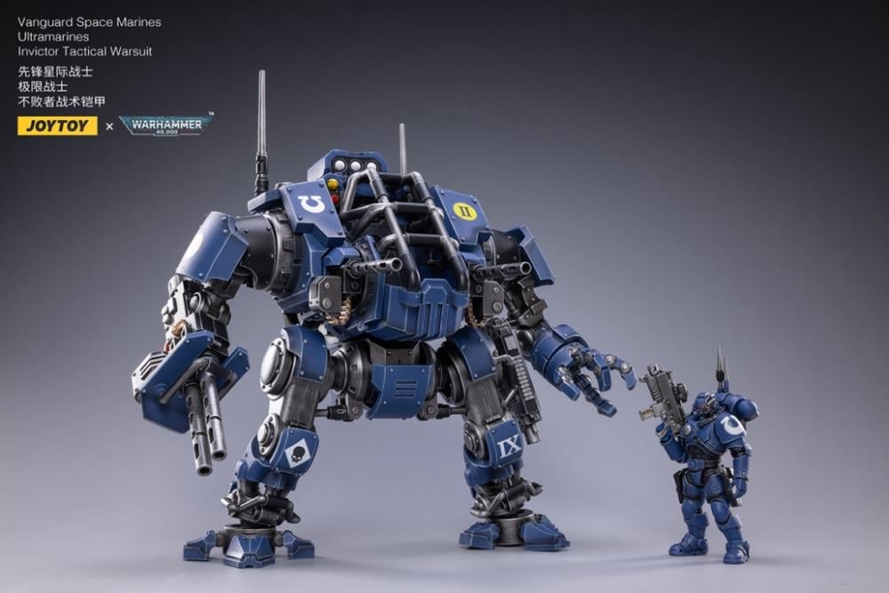 Warhammer 40K Ultramarines Invictor Tactical Warsuit 1/18 Scale Mecha Figure Set Gallery Image 4