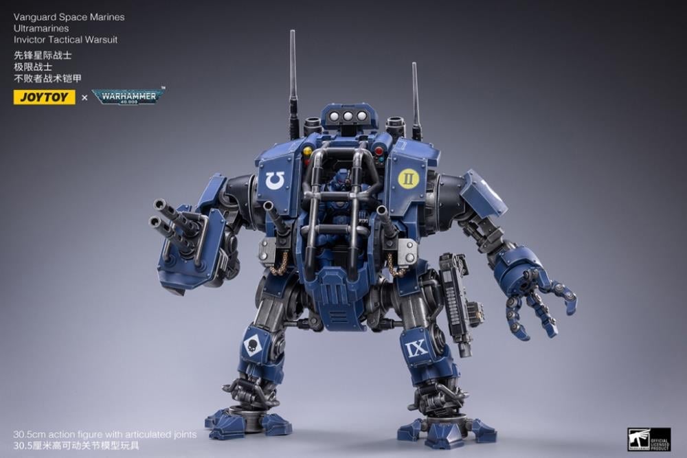 Warhammer 40K Ultramarines Invictor Tactical Warsuit 1/18 Scale Mecha Figure Set Gallery Image 3