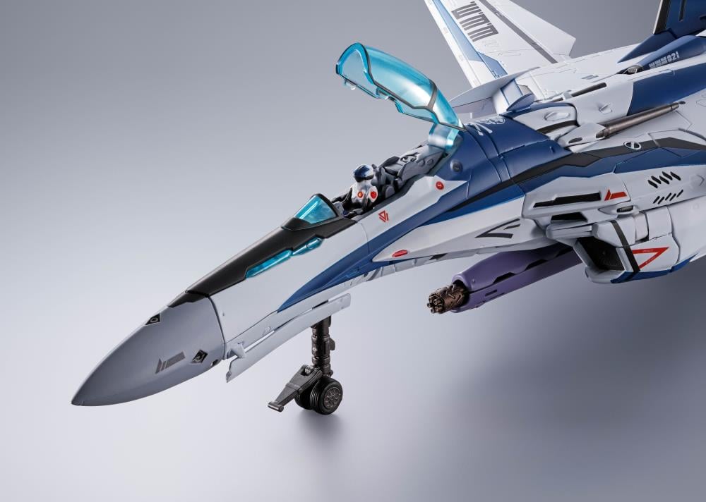 Macross Frontier DX Chogokin VF-25 Messiah Valkyrie (Worldwide Anniversary Ver.) Gallery Image 18