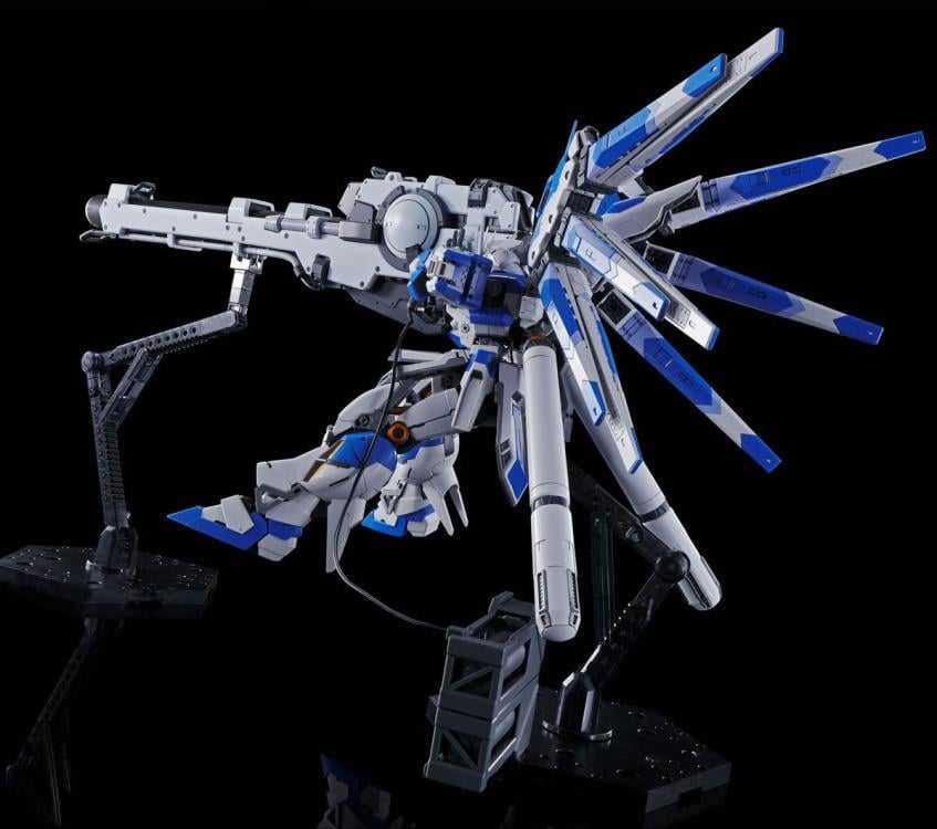 Mobile Suit Gundam: Char's Counterattack RG Hyper Mega Bazooka Launcher for Hi-v Gundam Exclusive 1/144 Scale Model Kit Gallery Image 6