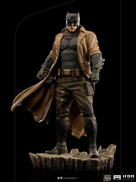 Zack Snyder's Justice League Knightmare Batman 1/10 Art Scale Statue Gallery Image 3