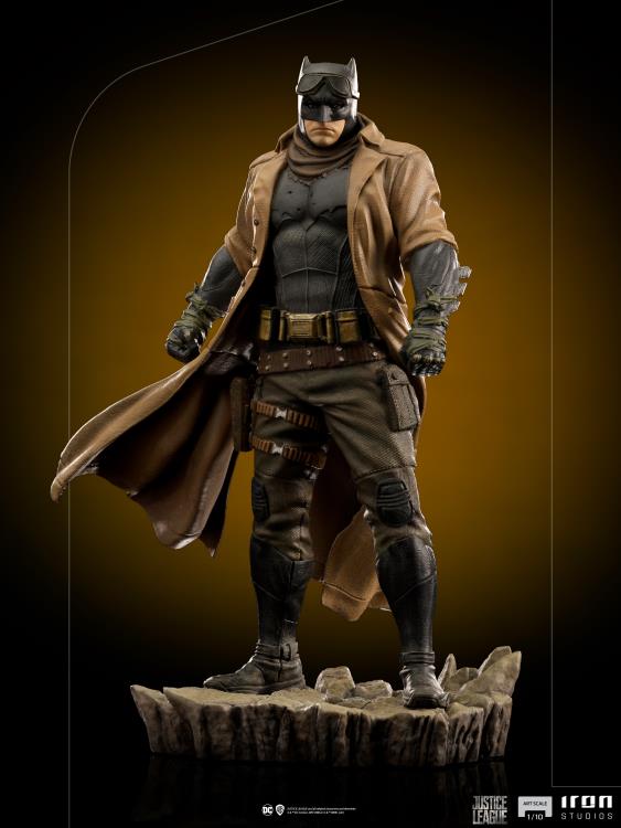 Zack Snyder's Justice League Knightmare Batman 1/10 Art Scale Statue Gallery Image 13