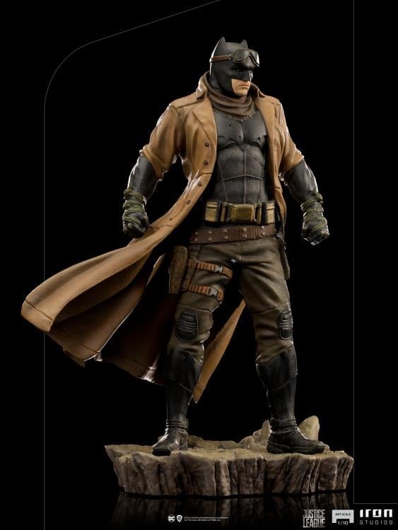 Zack Snyder's Justice League Knightmare Batman 1/10 Art Scale Statue Gallery Image 8