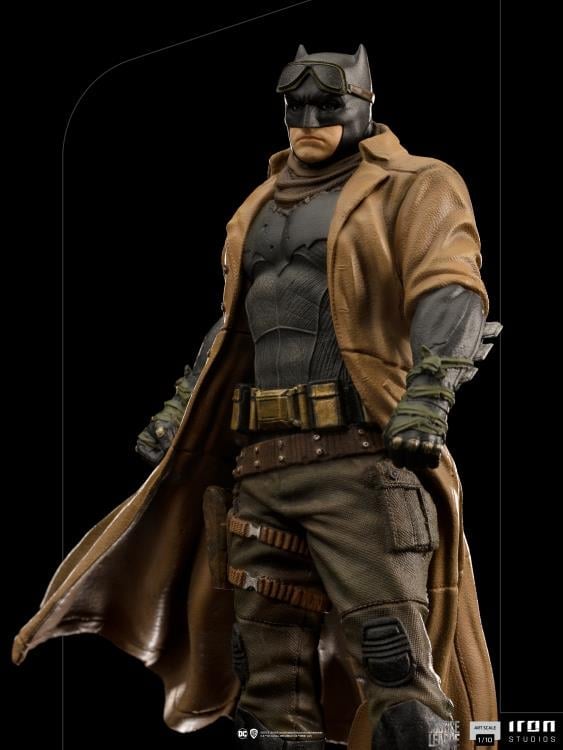 Zack Snyder's Justice League Knightmare Batman 1/10 Art Scale Statue Gallery Image 10