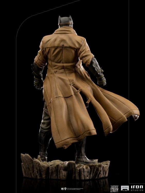 Zack Snyder's Justice League Knightmare Batman 1/10 Art Scale Statue Gallery Image 6
