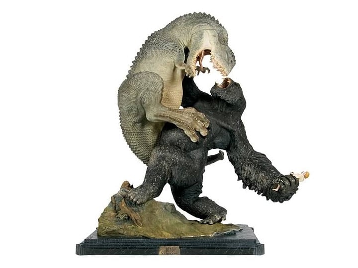 King Kong (2005) Kong vs. V-Rex Limited Edition Statue