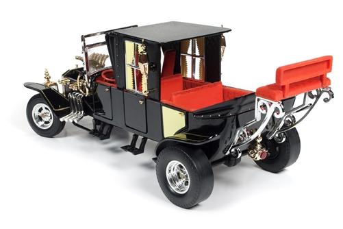 The Barris Koach 1/18 Scale Die-Cast Replica Gallery Image 4