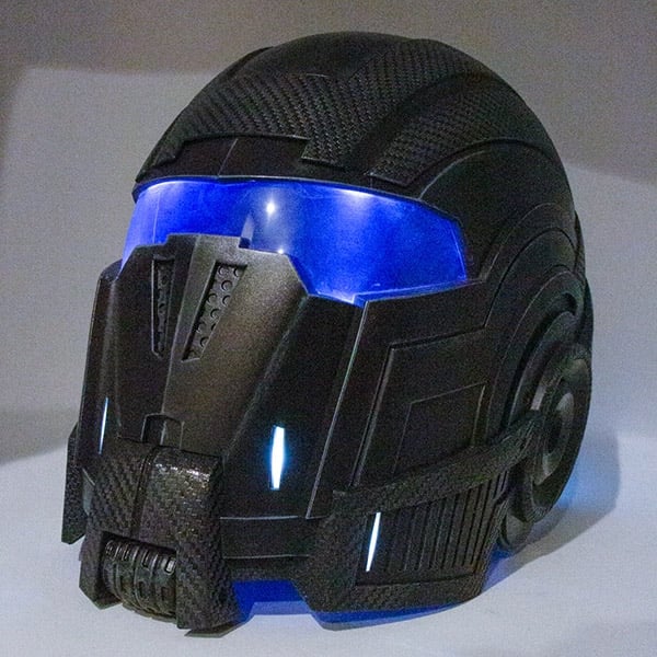 Mass Effect N7 Helmet (Andromeda Variant) 1:1 Scale Wearable Helmet Gallery Image 10