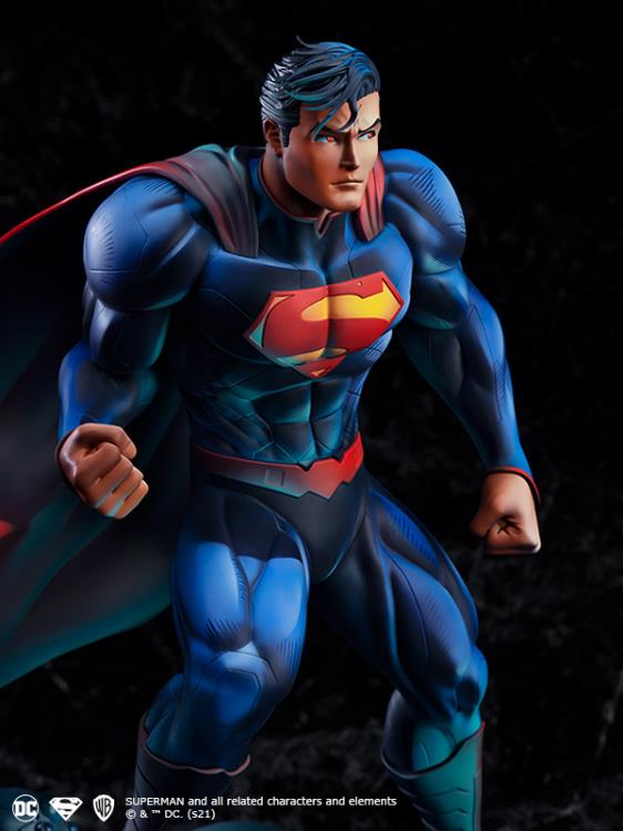 DC Comics Art Respect Superman 1/6 Scale Statue Gallery Image 9