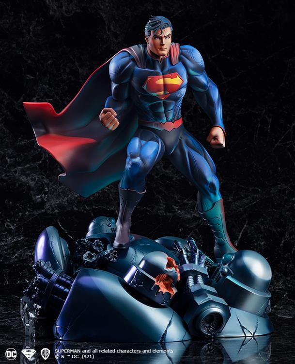 DC Comics Art Respect Superman 1/6 Scale Statue Gallery Image 7