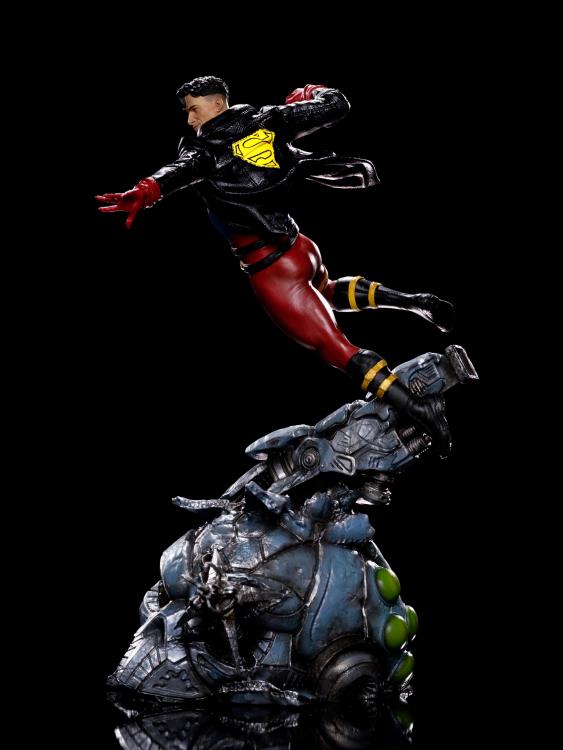 DC Comics Series #7 Superboy 1/10 Art Scale Limited Edition Statue Gallery Image 7