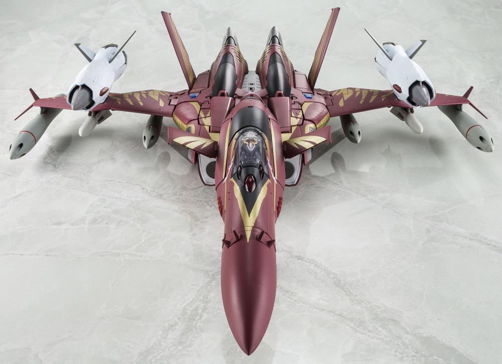 Macross Zero SV-51 Gamma Nora 1/60 Scale Transforming Figure Gallery Image 8