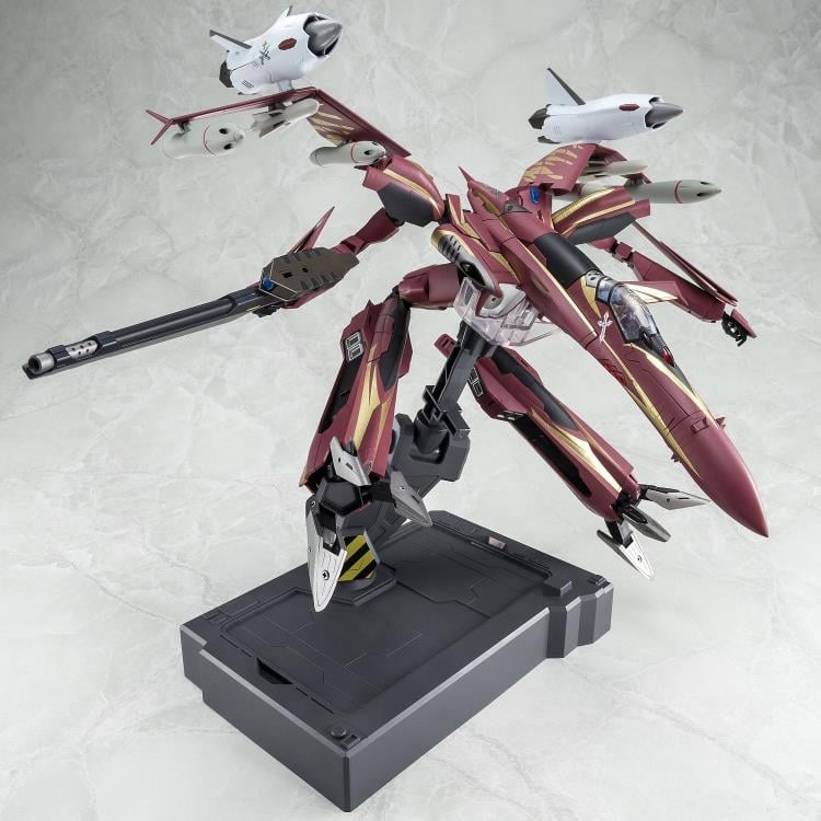 Macross Zero SV-51 Gamma Nora 1/60 Scale Transforming Figure Gallery Image 10