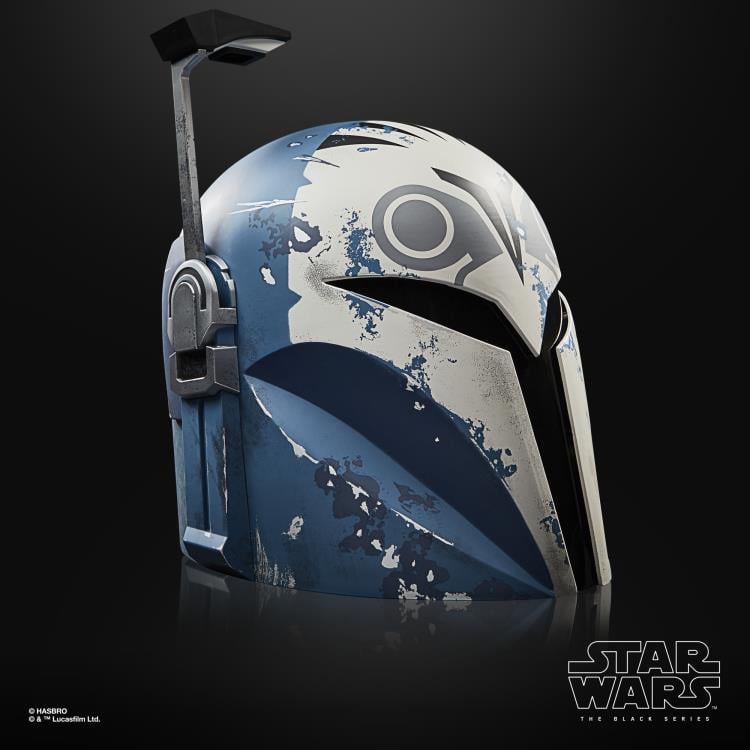 Star Wars: The Black Series Bo-Katan 1:1 Scale Wearable Helmet (Electronic) Gallery Image 4