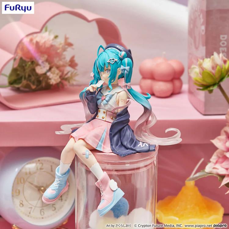 Vocaloid Hatsune Miku (Love Sailor) Noodle Stopper Figure Gallery Image 5
