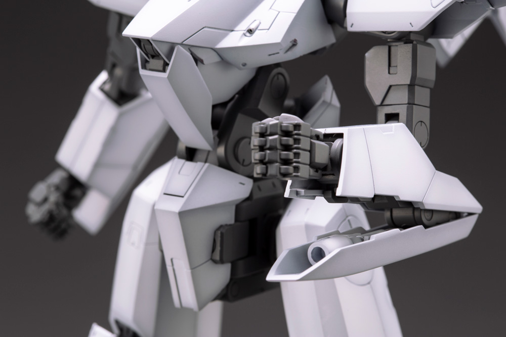 M.S.G. Modeling Support Goods Variable Frame System 01 GarudaGear (Beluga) Model Kit Gallery Image 7