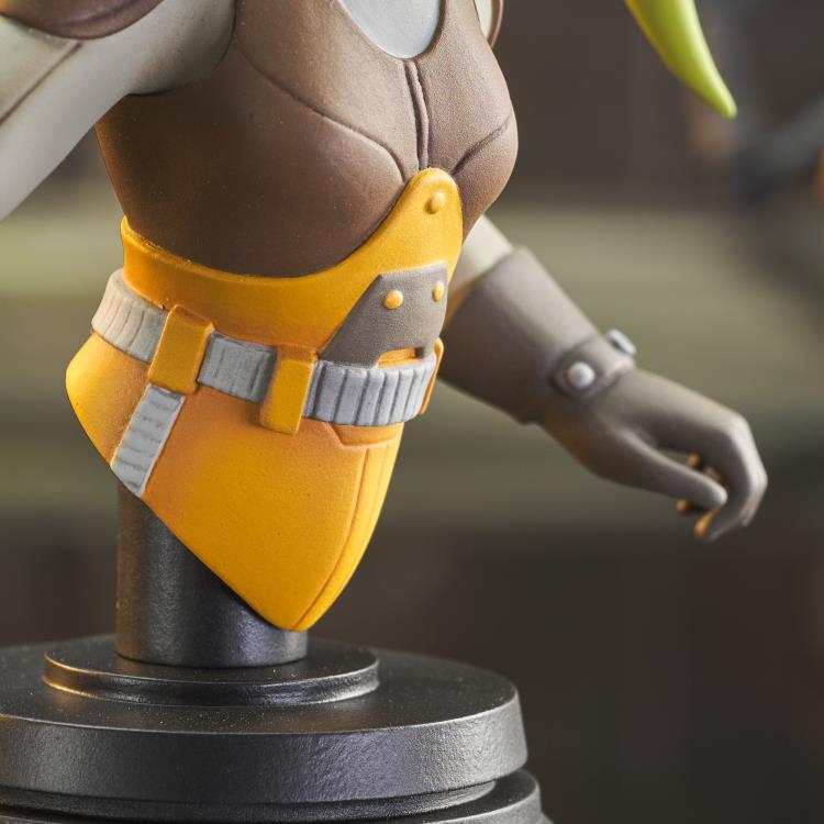 Star Wars Rebels Hera and Chopper 1/7 Scale Limited Edition Bust Set Gallery Image 10