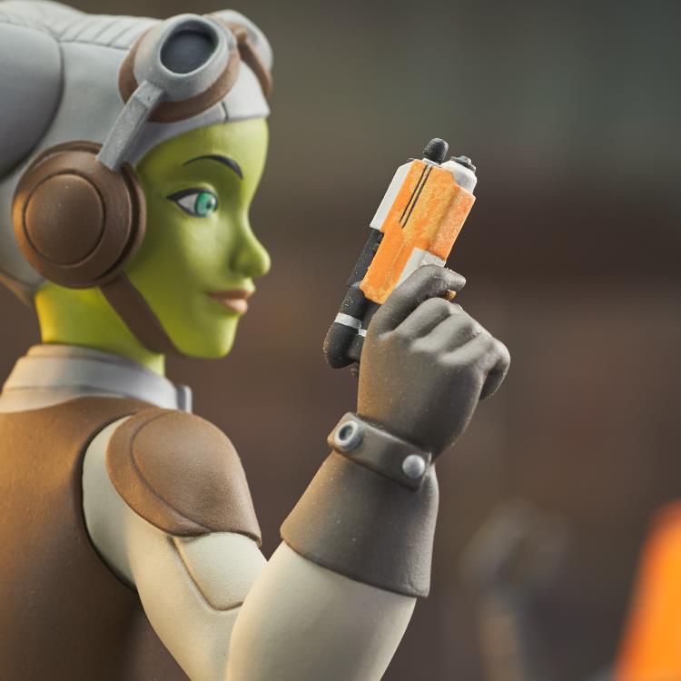 Star Wars Rebels Hera and Chopper 1/7 Scale Limited Edition Bust Set Gallery Image 8