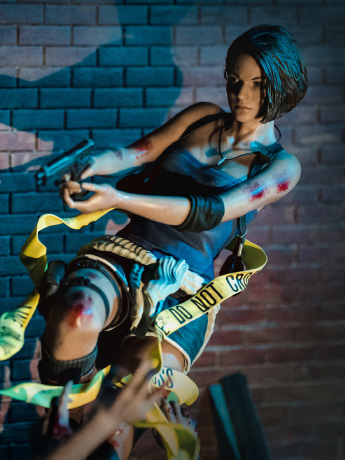 Resident Evil 3: Nemesis Jill Valentine 1/4 Scale Limited Edition Statue Gallery Image 2