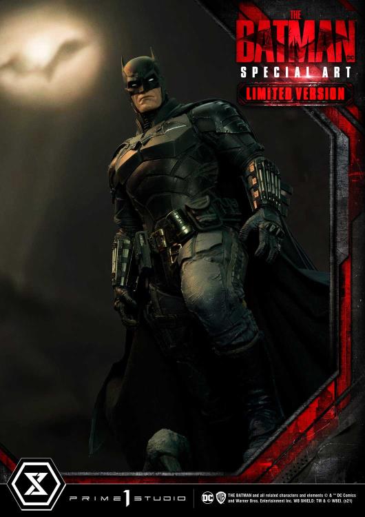 The Batman Museum Masterline Batman (Special Art Edition) 1/3 Scale Limited Version Statue Gallery Image 3