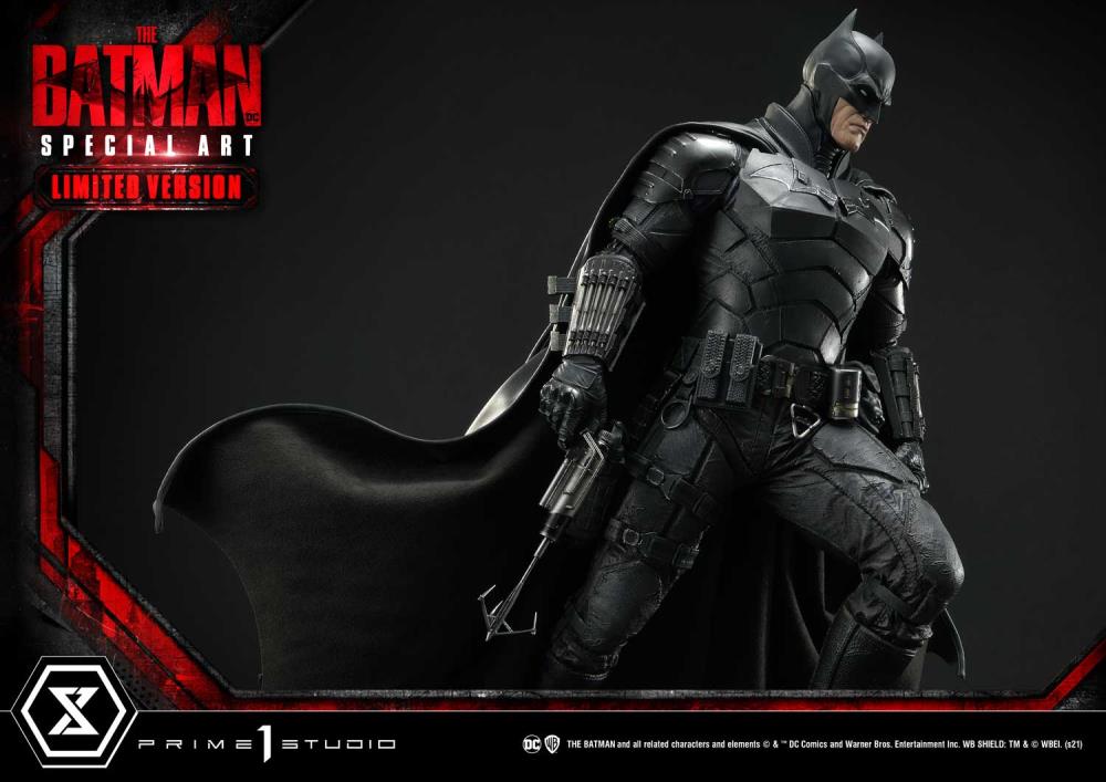 The Batman Museum Masterline Batman (Special Art Edition) 1/3 Scale Limited Version Statue Gallery Image 11