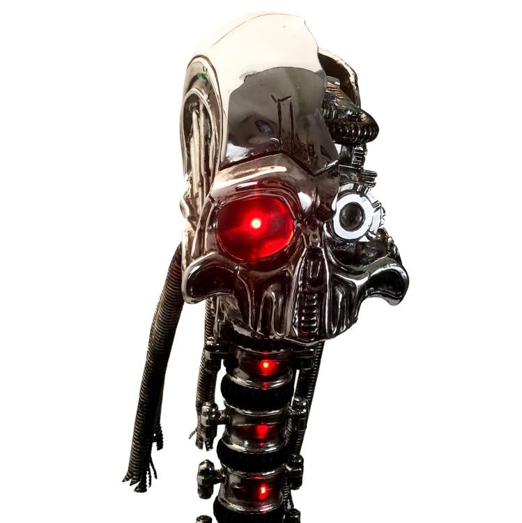Star Trek: First Contact Borg Queen Skull Signature Edition Prop Replica Gallery Image 7