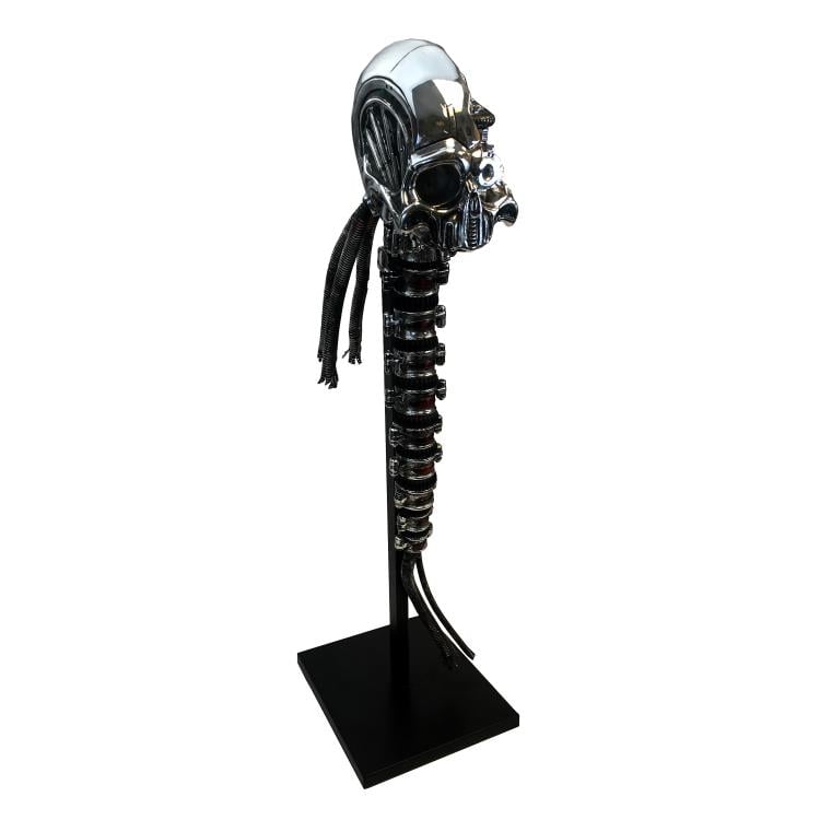 Star Trek: First Contact Borg Queen Skull Signature Edition Prop Replica Gallery Image 5