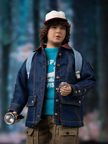 Stranger Things Dustin Henderson 1/6 Scale Collectible Figure Gallery Image 2