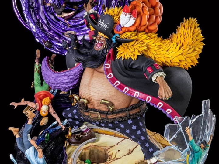 One Piece ULTRA HQS Blackbeard 1/7 Scale Limited Edition Statue Gallery Image 1