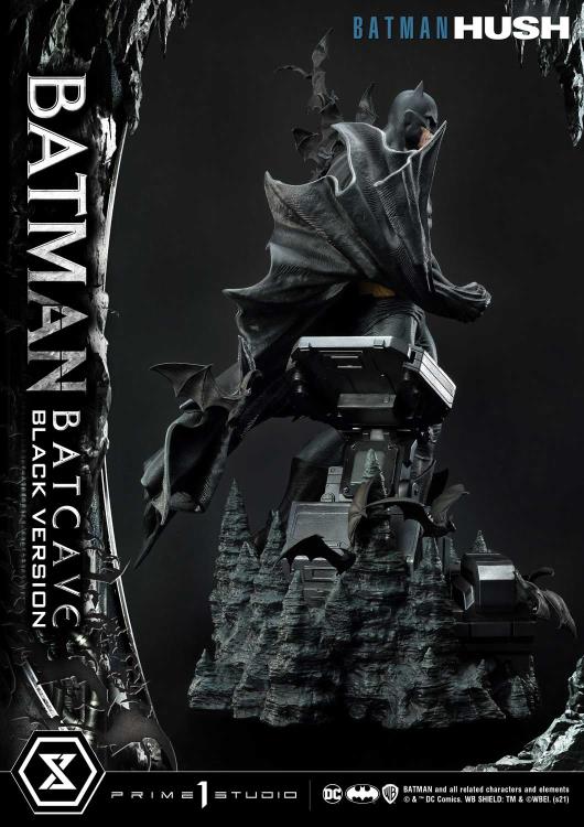Batman: Hush Museum Masterline Batman (Batcave Black Ver.) 1/3 Scale Statue Gallery Image 17