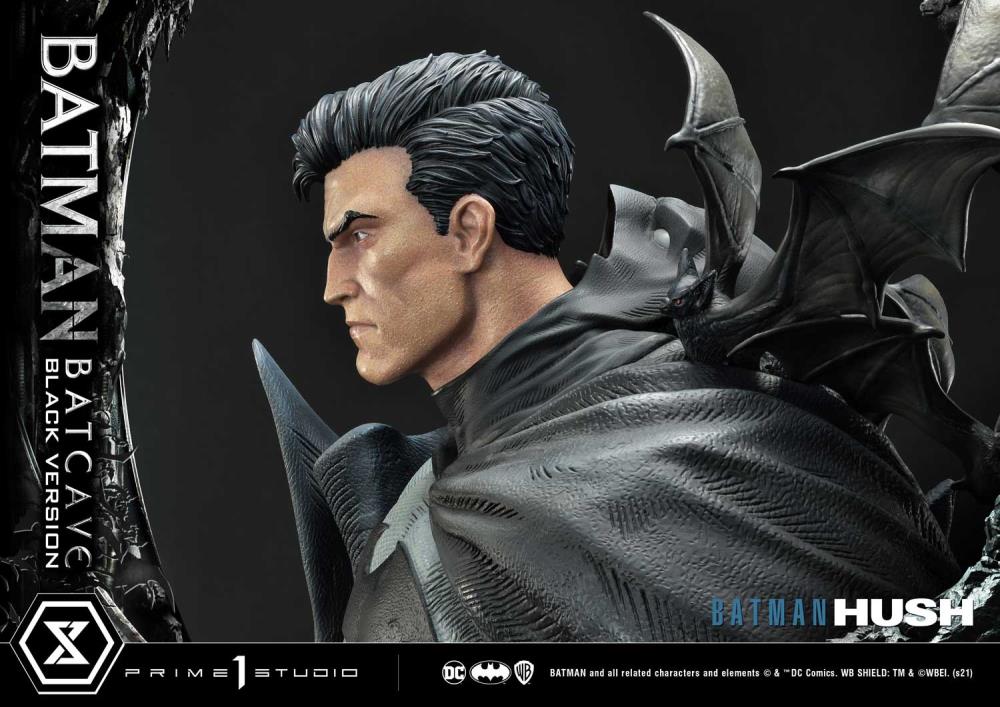 Batman: Hush Museum Masterline Batman (Batcave Black Ver.) 1/3 Scale Statue Gallery Image 33