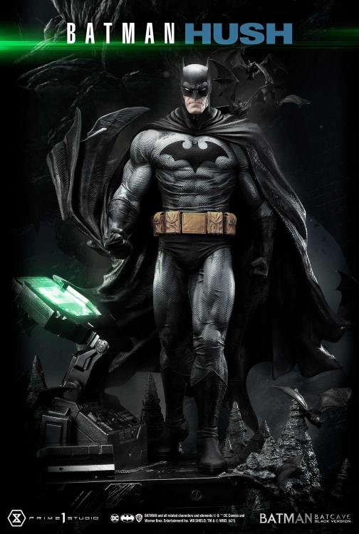 Batman: Hush Museum Masterline Batman (Batcave Black Ver.) 1/3 Scale Statue Gallery Image 5