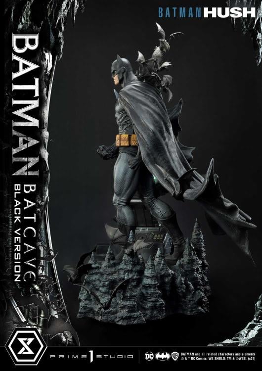 Batman: Hush Museum Masterline Batman (Batcave Black Ver.) 1/3 Scale Statue Gallery Image 14