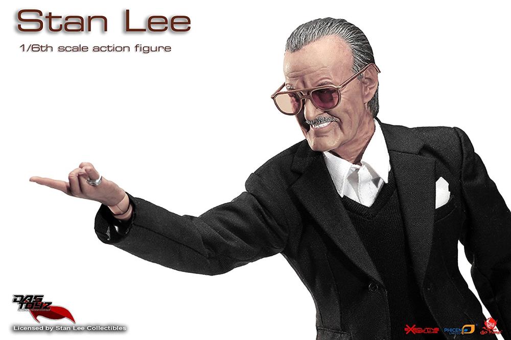 Stan Lee 1/6th Scale Limited Edition Figure Gallery Image 5