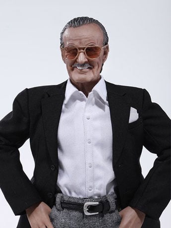 Stan Lee 1/6th Scale Limited Edition Figure Gallery Image 2