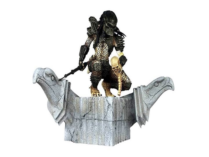 Predator 2 Predator Triumphant Micro Statue Gallery Image 1
